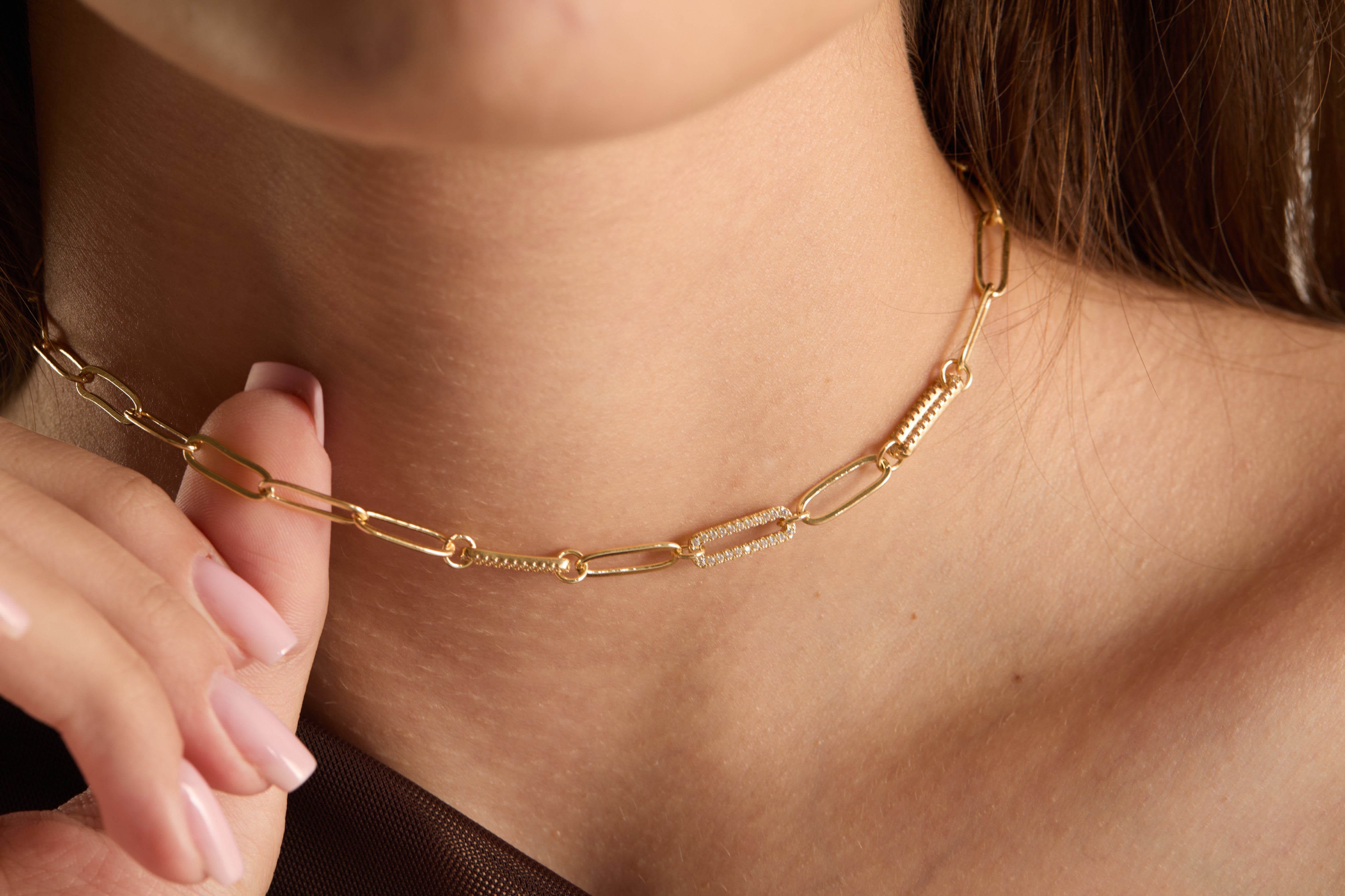 AURA שרשרת חוליות גדולות בציפוי זהב ובשיבוץ אבני זירקון