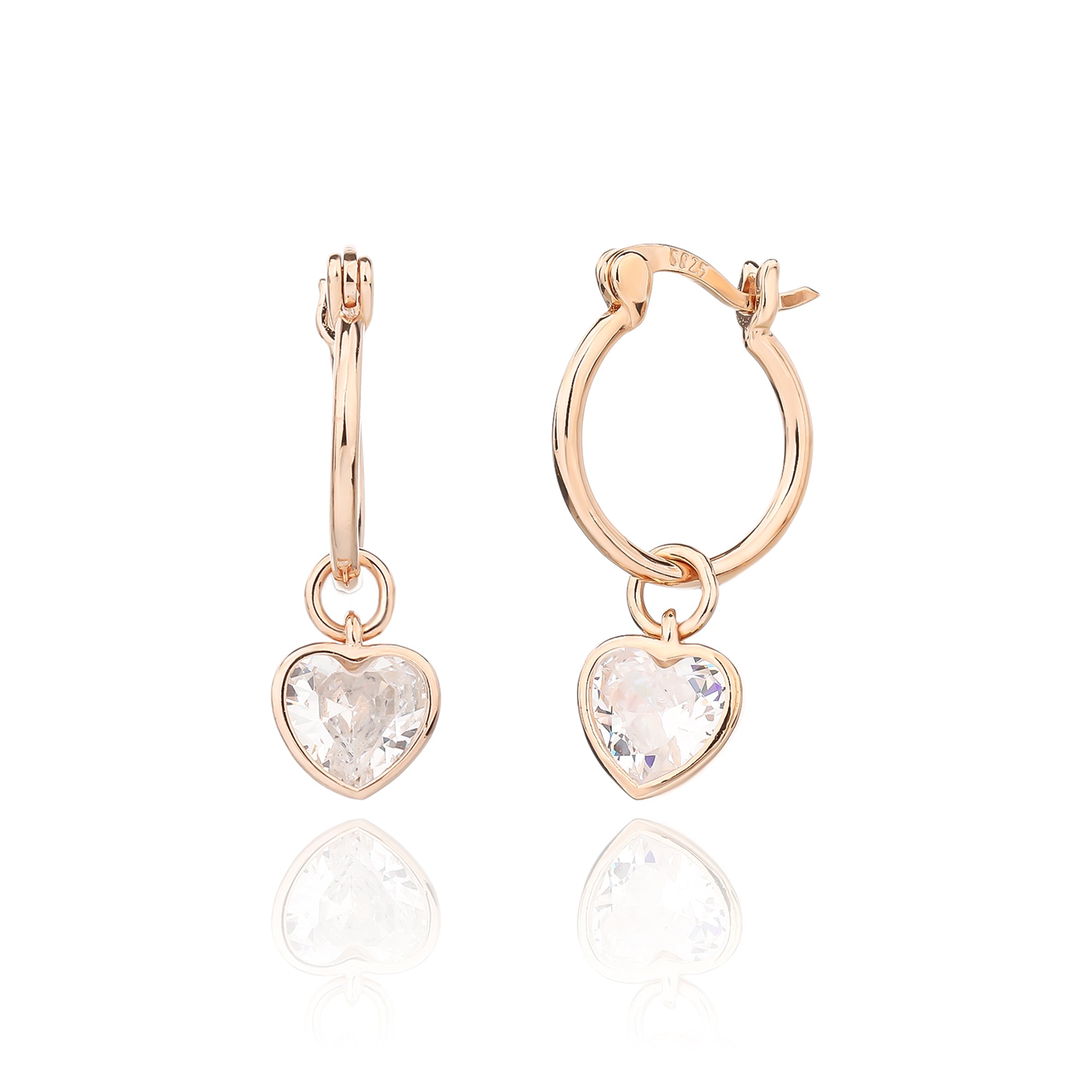 עגיל לב עם זירקון נוצץ