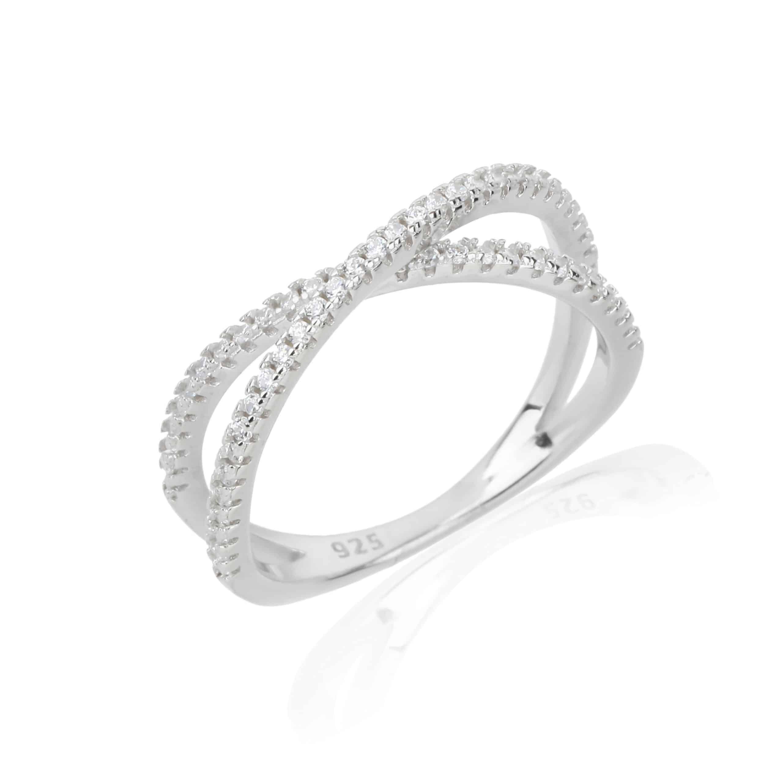 טבעת כסף שני חישוקים משובצת אבני זירקון