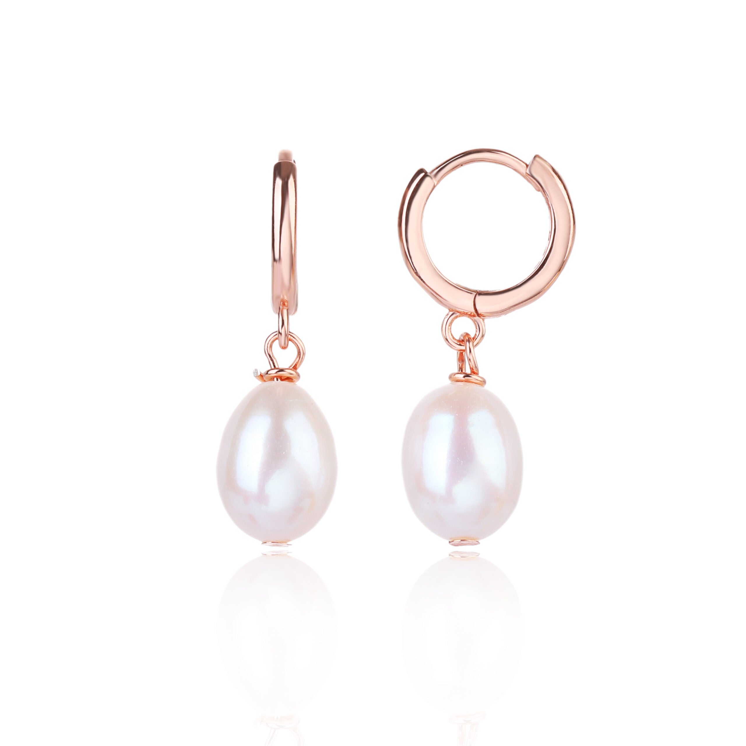 עגילים קלאסיים עם תיליון טיפה תלוי