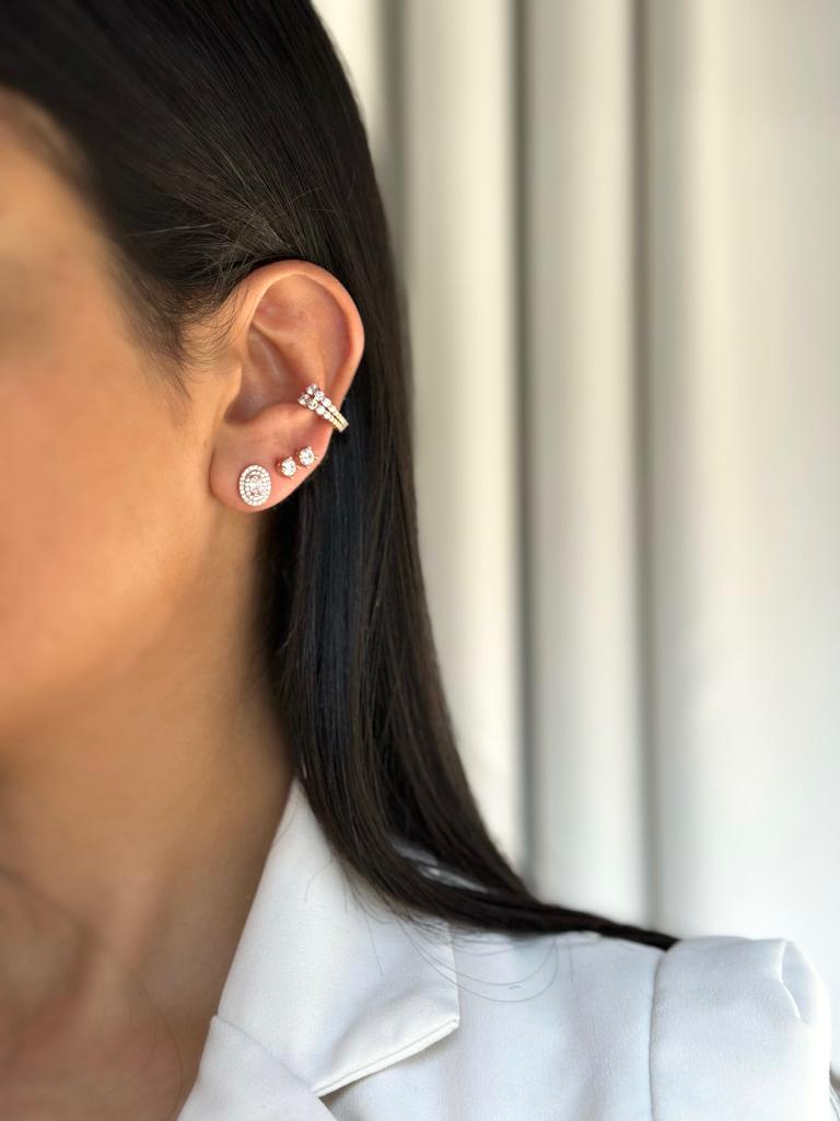 עגילים צמודים לאוזן בעיצוב עגול עם אבני זירקון