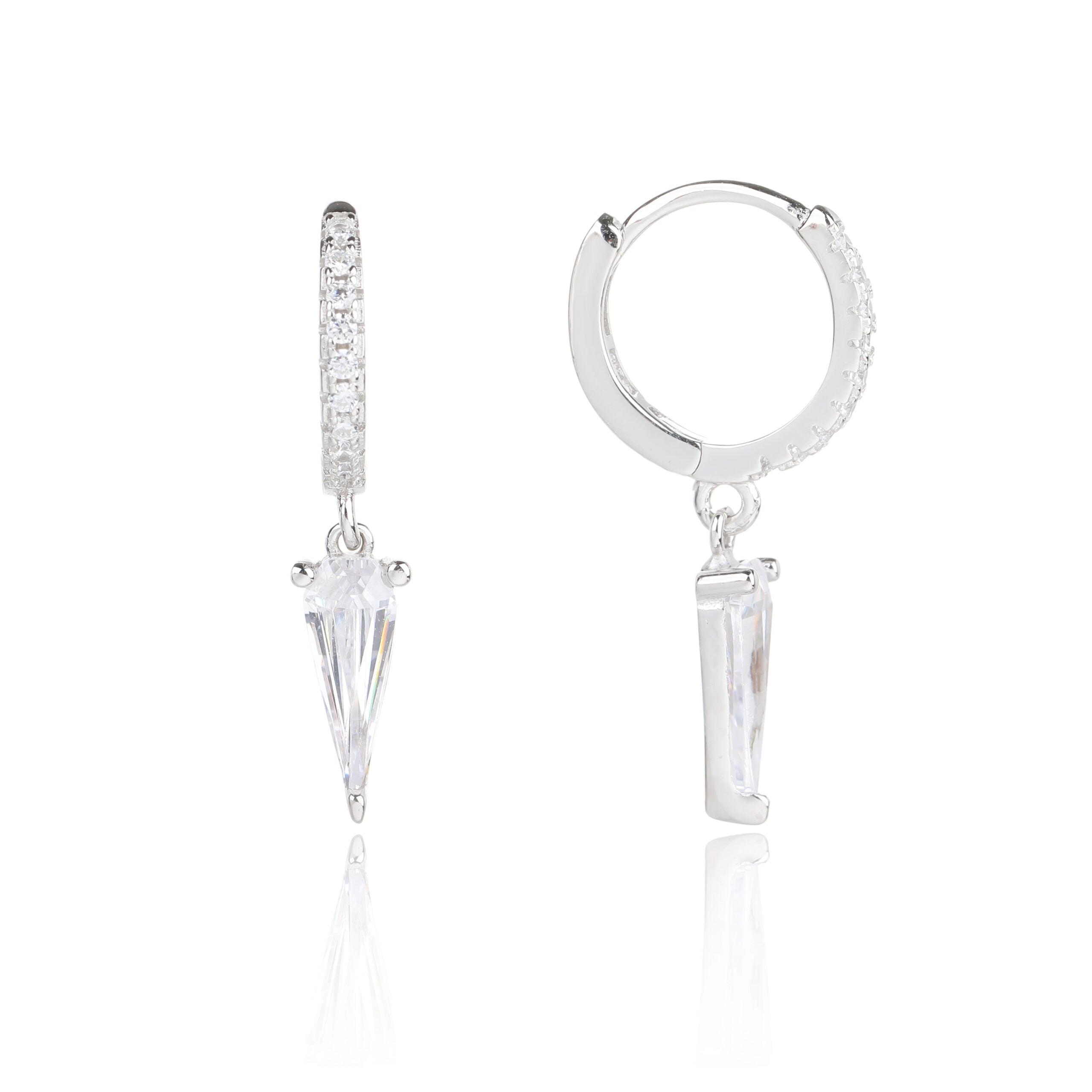 עגילים עדינים מכסף עם אבן זירקון משולש (ורודה או לבנה)